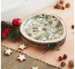 Kiefern-Pick mit Apfel, Beeren und Zapfen