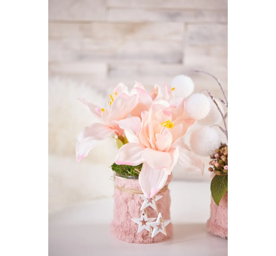 Pompon-Zweig, beschneit